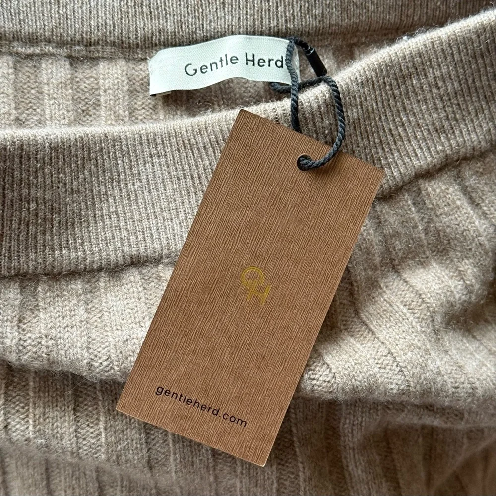 Elegant 100% Cashmere Ribbed Skirt, M, Oatmeal - Picture 2 of 10